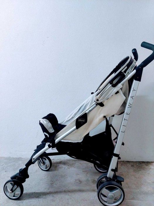 Carrinho de bébé Chicco Lite Way