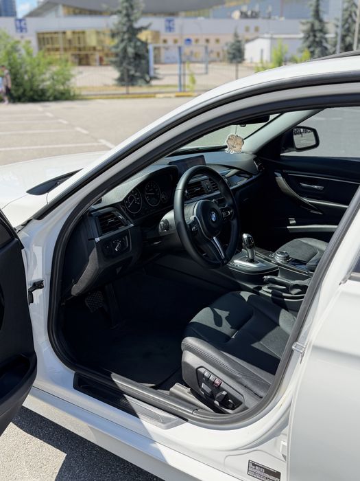 Продам BMW f30  2015