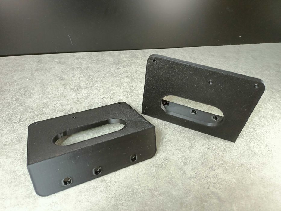 Uszy montażowe rackmount 19" do miksera Soundcraft UI24R UI16R -60mm