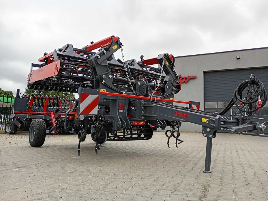 Agregat Expom WICHER 4,5 M pół zawieszany - z wałem żeliwnym KOMPAKTOR