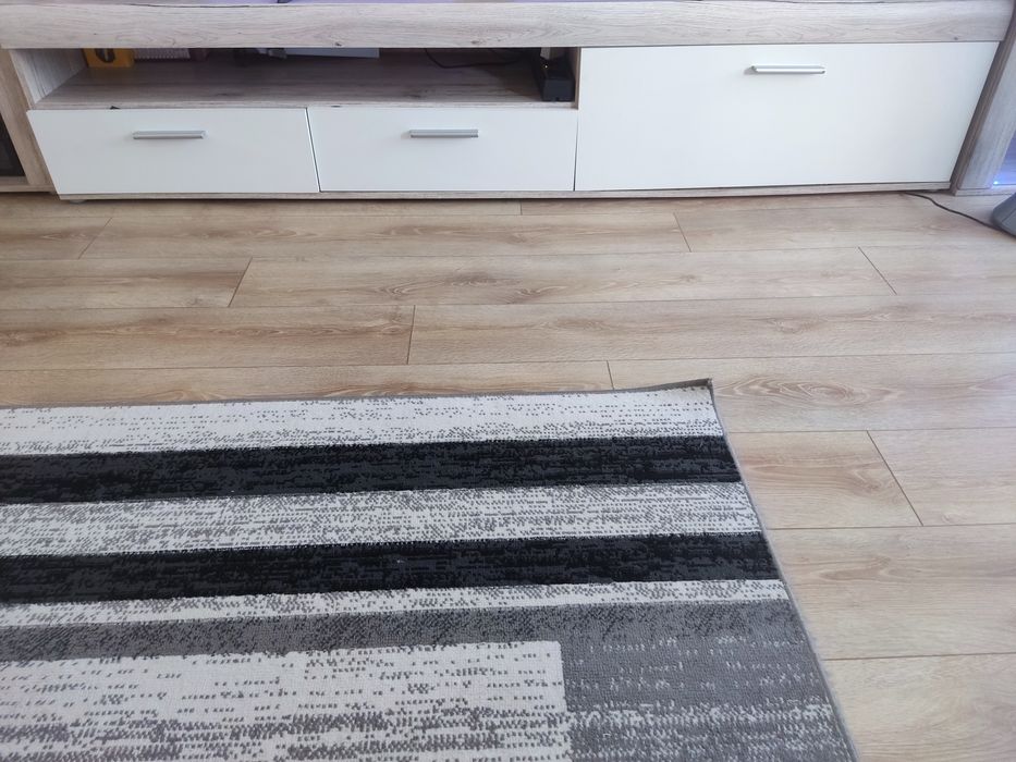 Stolik RTV i szafka Agata meble