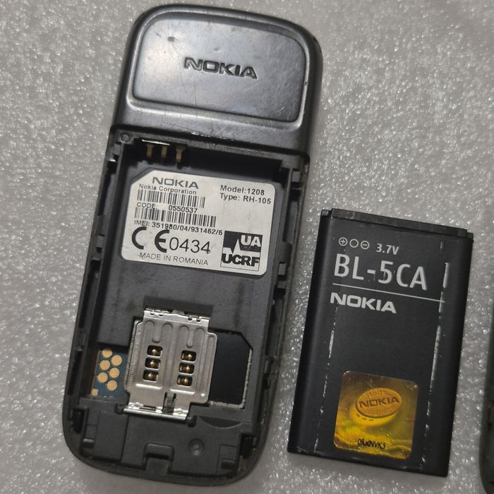 Телефон Nokia 1208/ мобильный телефон/ Nokia 1208/ кнопочный телефон