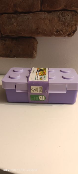 Śniadaniówka lunchbox w kształcie lego
