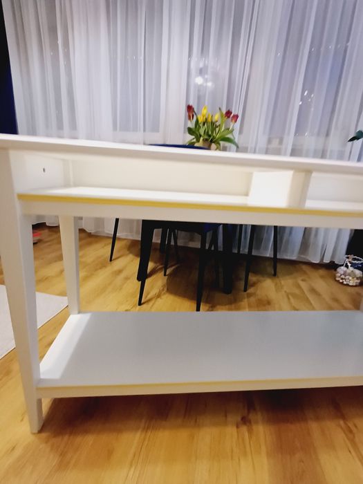 Konsola z blatem szklanym
