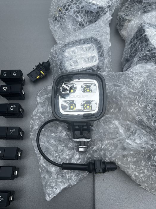 Lampy Robocze Pomocnicze DAF VALEO 24/12V LED