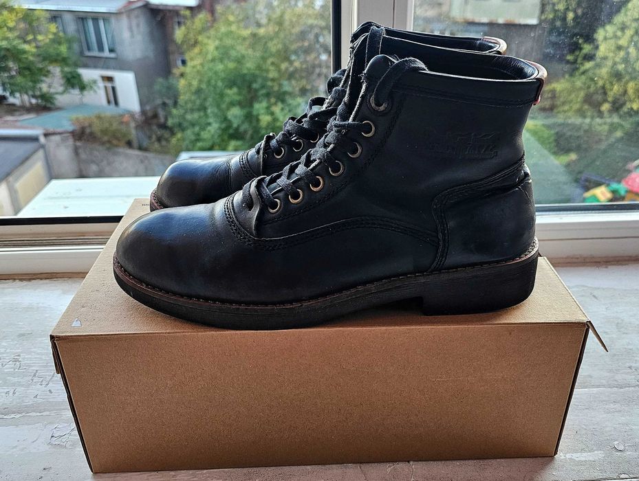 Ботинки кожа Levis 42р