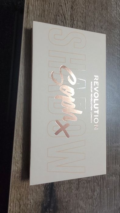 Paleta Makeup Revolution SophX