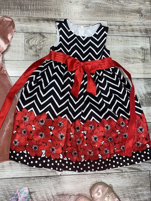 Пакет летних вещей на девочку 4-5 л 110-116 р.