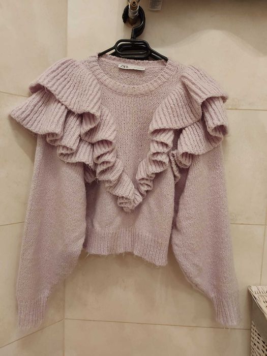 Sweter ZARA liliowy falbanki r. 36