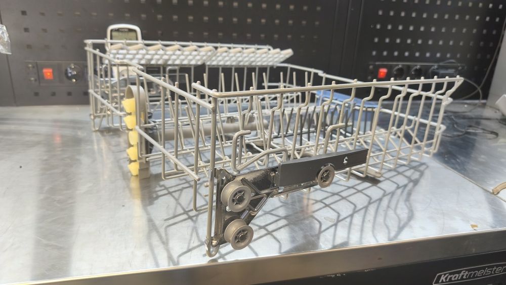 Kosz górny Bosch stan idealny