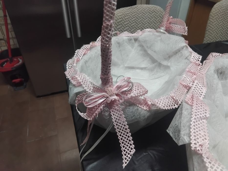 Conjunto de Cestos de Verga Decorados à Mão – Especial Bebé/Batizado