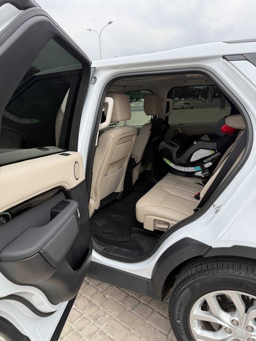 Land Rover Discovery V