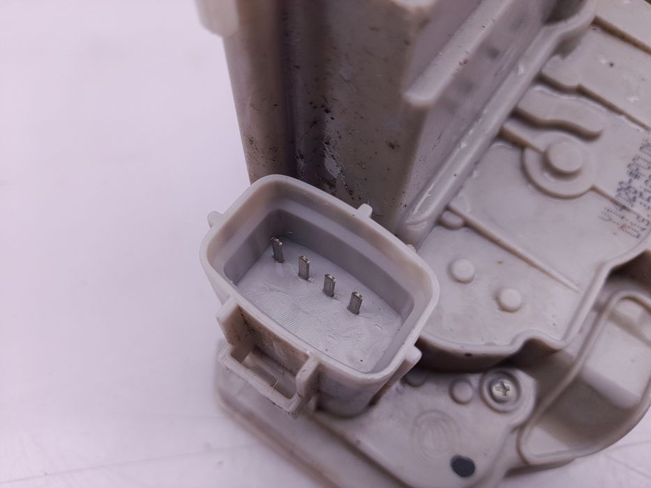 Fechadura / fecho porta trás direito LANCIA Delta III (844_)