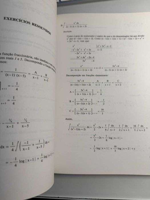 Análise Matemática - Primitivas e Equações Diferenciais