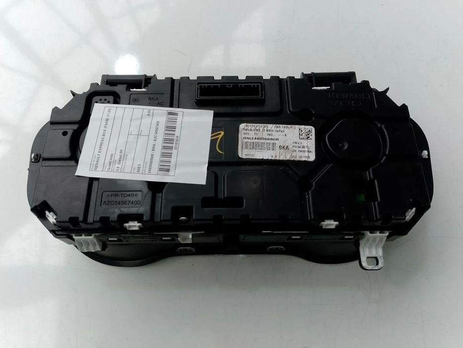 QUADRANTE RENAULT EXPRESS 21- 1.5 DCI / 24809668R VIDRO COM DEFEITO