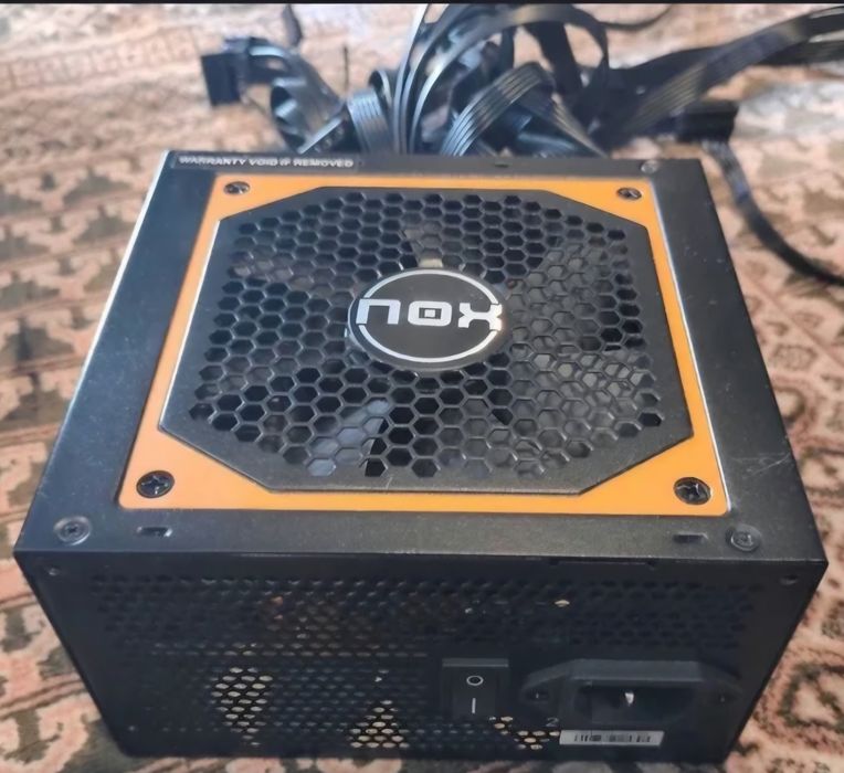 Fonte de alimentação Nox VX650W