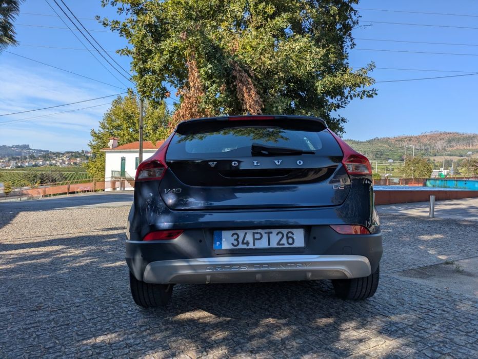 Volvo V40 crosscountry D2