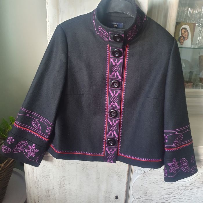 Krotki plaszczyk Kapphal 40