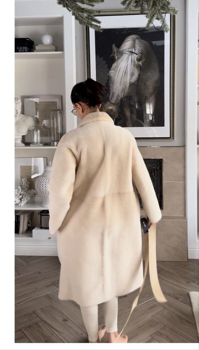 Kożuch natualny Massimo Dutti