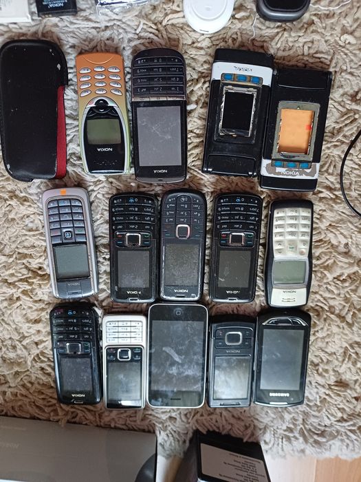Zestaw GSM różne telefony, akcesoria, IPhone Nokia Samsung Ipaq Hp