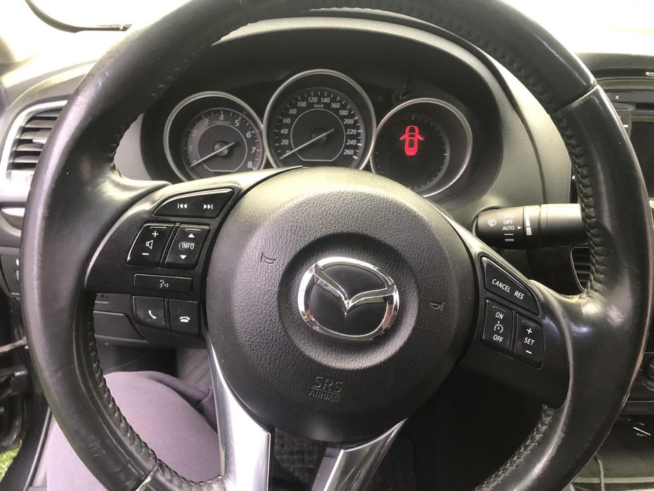 Продам авто мазда 6 газ/бенз