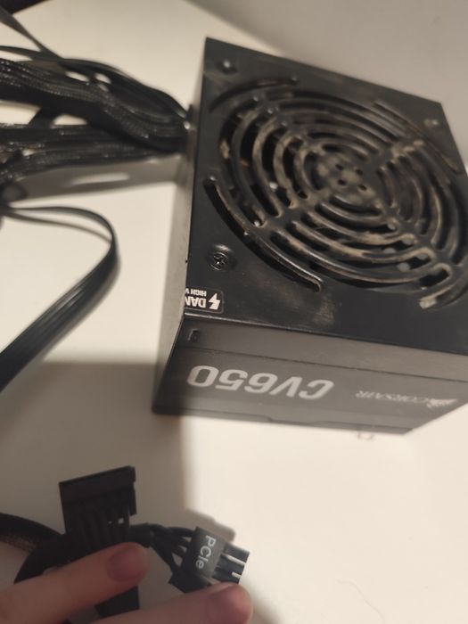 Zasilacz Corsair cv650w