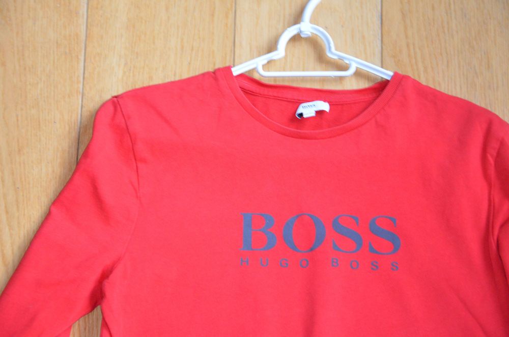 bluzka Hugo Boss czerwona XS 12 lat