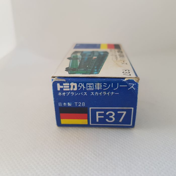 Tomica F37 Neoplan Bus Skyliner
