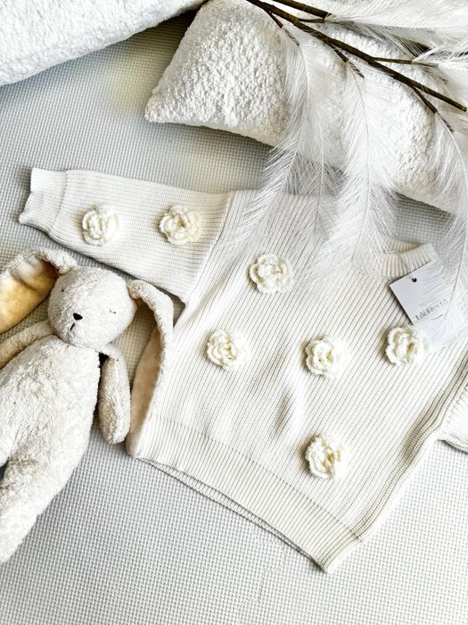 Sweterek niemowlęcy handmade kwiatuszki 74/80