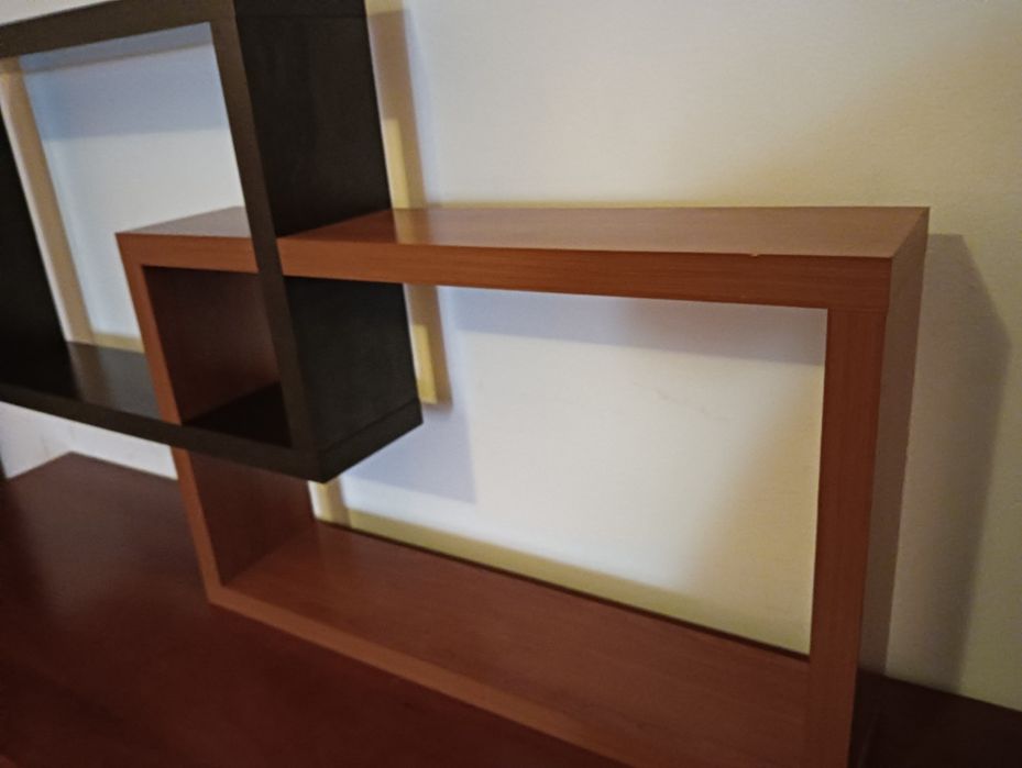 Prateleira/estante Madeira Maciça, como nova! DESIGN excelente*