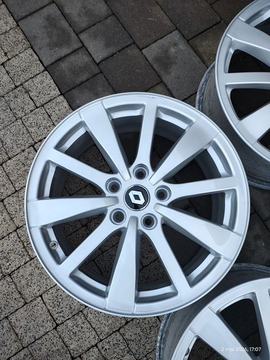 17 Renault 5x114,3 7J et47