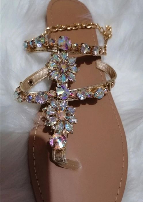 Sandały damskie błyszczące