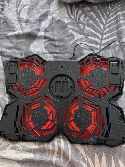 Продам подставка с охлождением