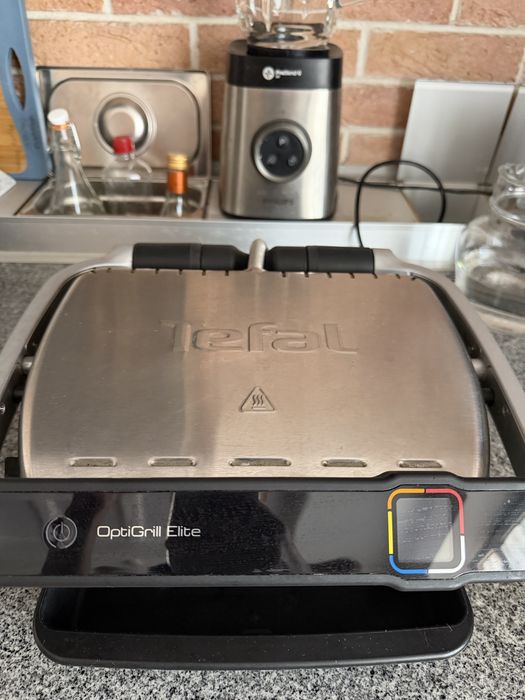 Продам електрогриль Tefal OptiGrill Elite (GC750D30).