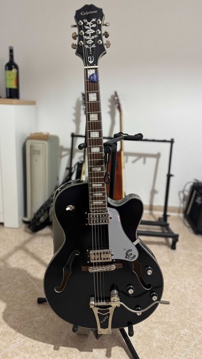 Guitarra Epiphone Emperor Swingster Black