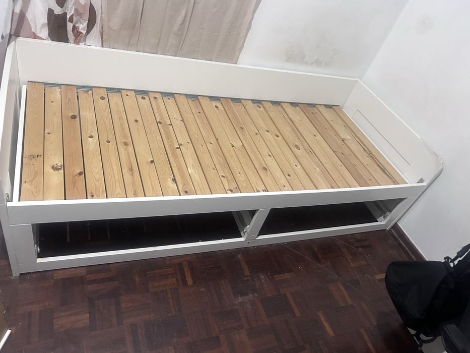 Cama  usada  em bom estado