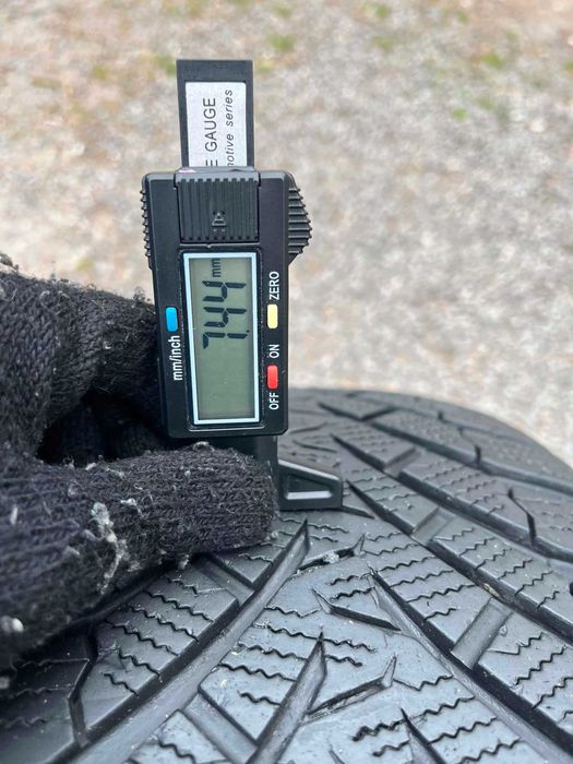 Opony 215/55R17 Medallion CST Winter Zima 2sztuki 7,44mm bieżnika