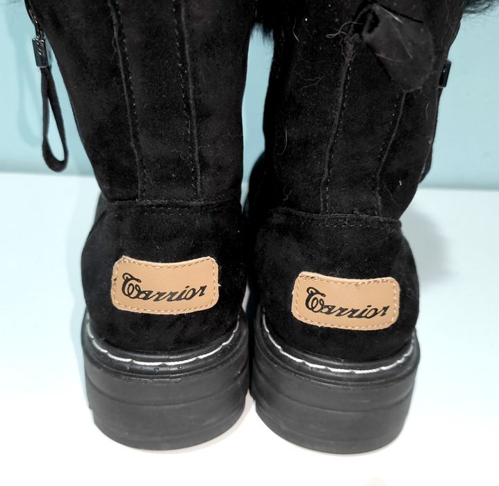 Buty ocieplane na chłodne dni - 39/25 cm -