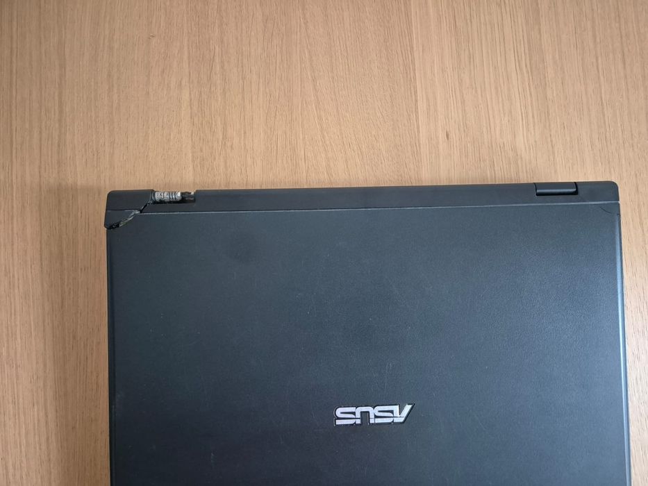 Laptop Asus B50A, 2,0GHz/4GB/HDD160GB