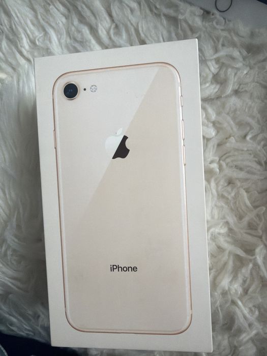Iphone 8  rose gold 64 GB