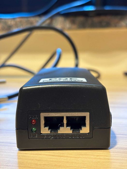 Zasilacz PoE 48 V 1 A – Carrier POE-48W-48