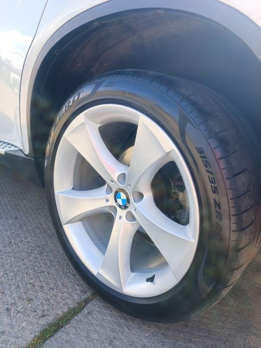 BMW X6 2011 года нерастоможенна