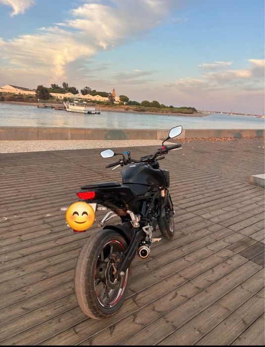 Mota HONDA CB 125R