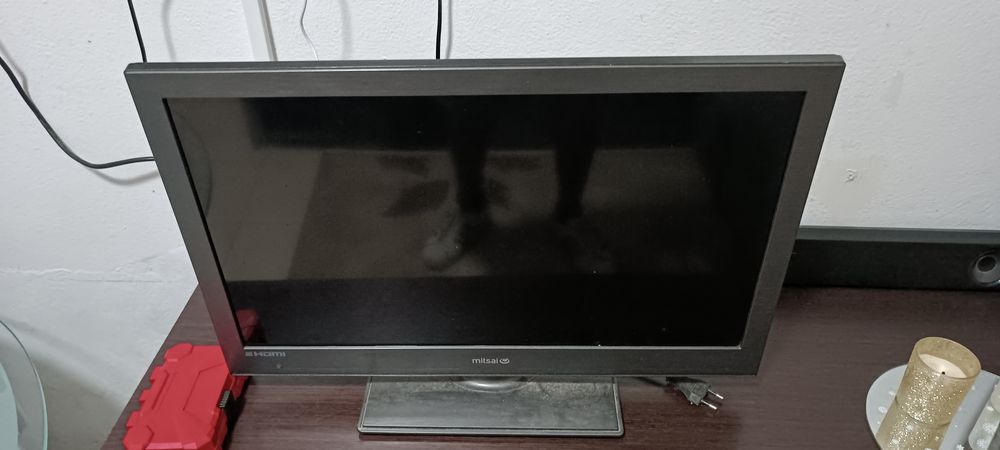 Console Lot and Other Gadgets—See Description64284461494530121