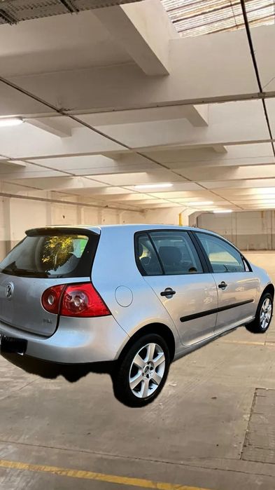 Para peças VW Golf V 1.4 FSi ano2004  já vendi motor