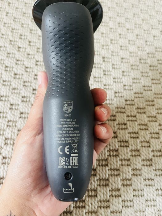 Maquina barbear philips aquatouch