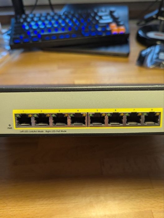 Switch PoE+ FS S1900-8TP - 8 portów PoE+