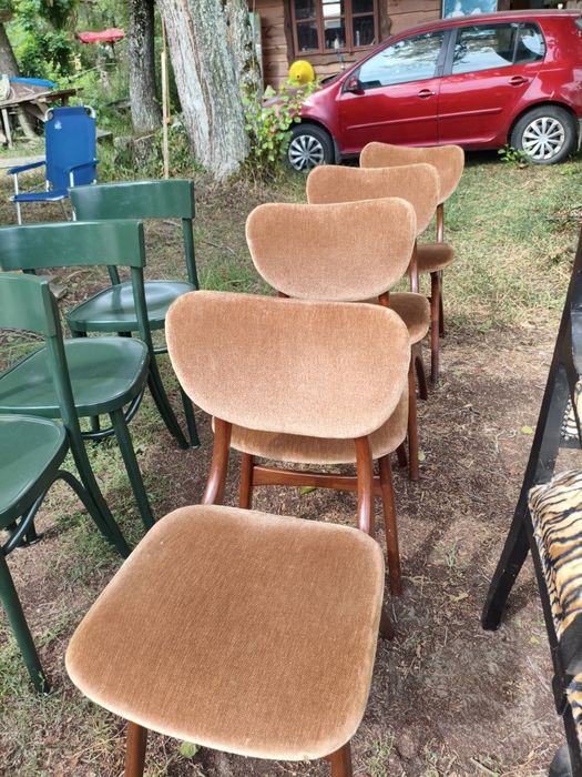 Komplet krzeseł Retro