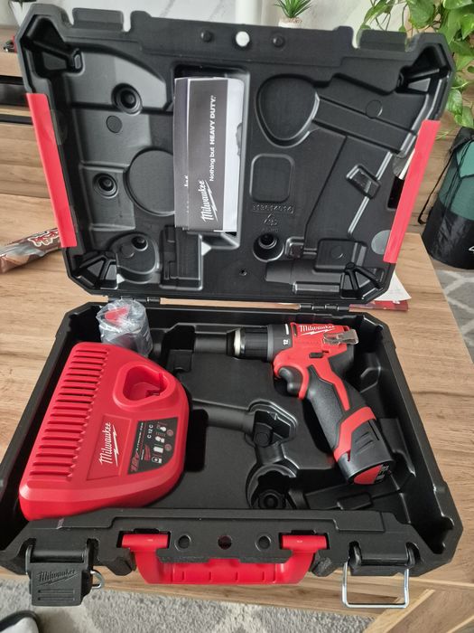 Wkrętarka Milwaukee M12 BLDDRC-202C