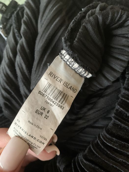 Чорні жіночі штани вельвет